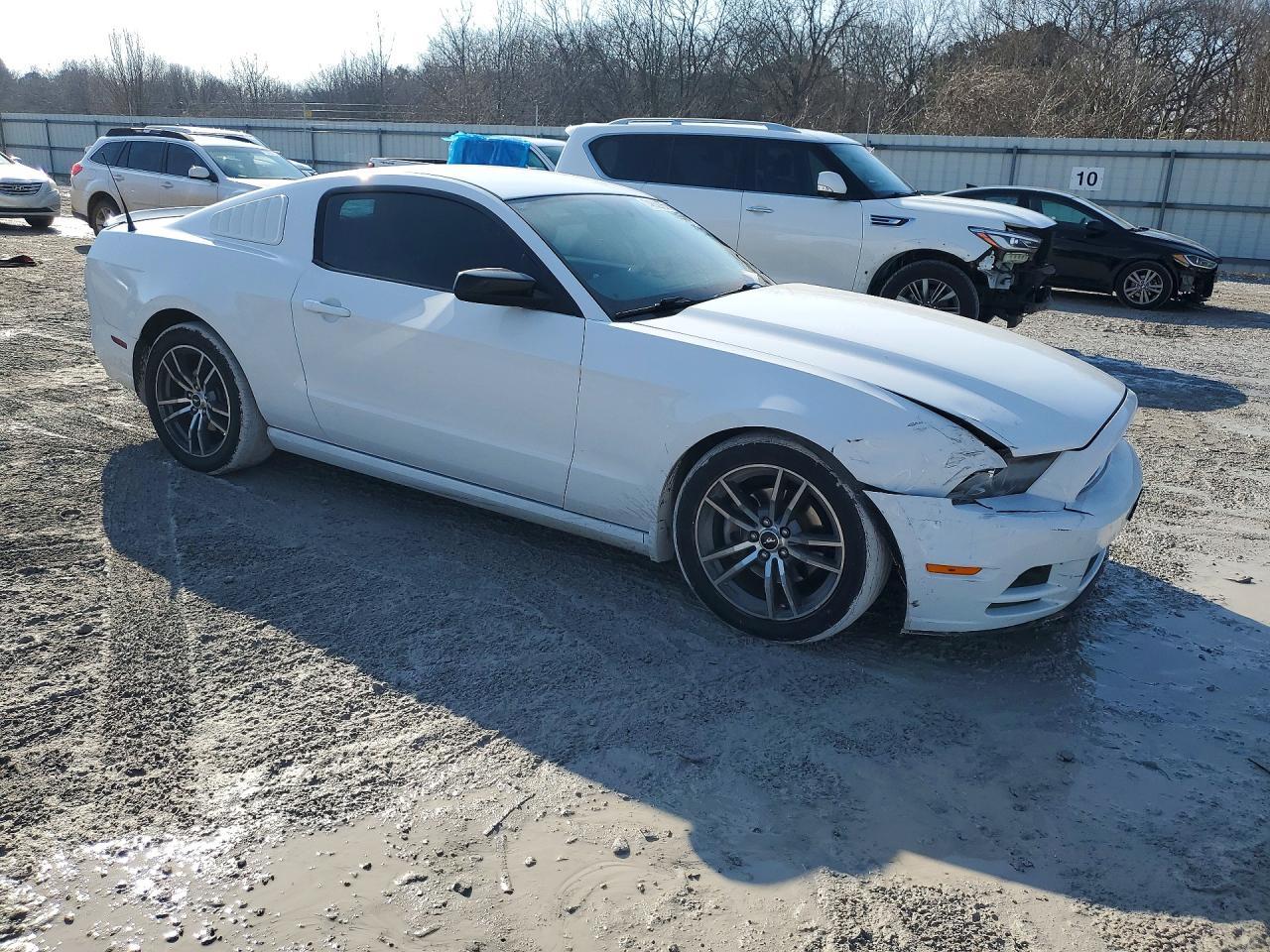 2014 Ford Mustang - Image 4