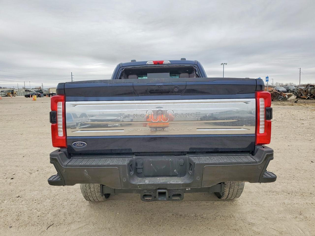 2024 Ford F250 Super Duty - Фото 6