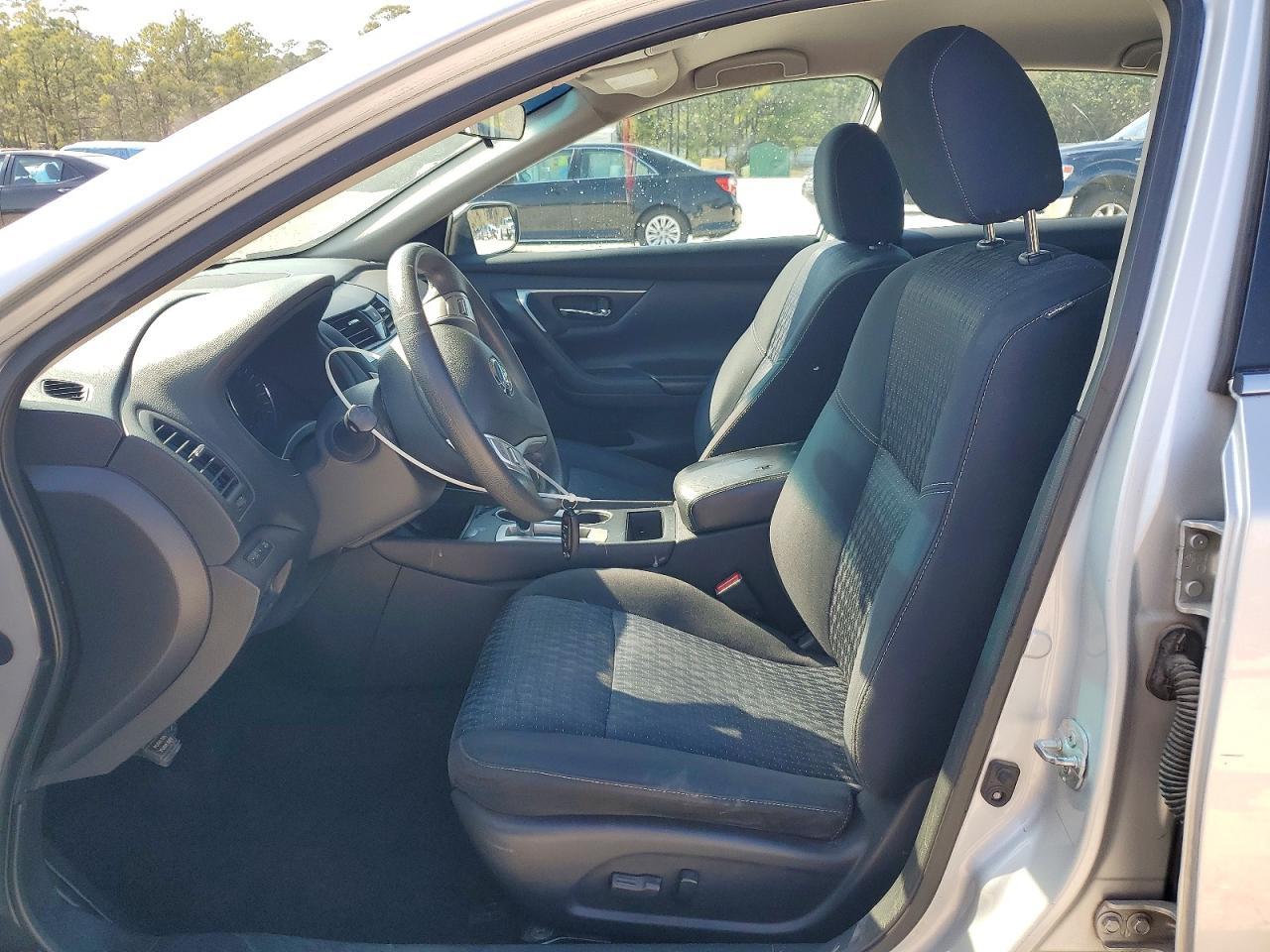 2016 Nissan Altima 2.5 S - Фото 7