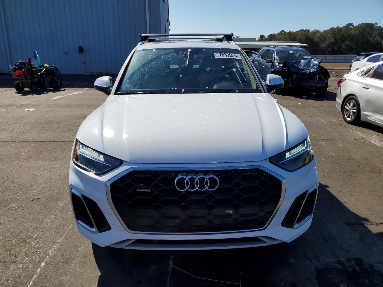 2024 Audi Q5 Premium 45 - Image 5