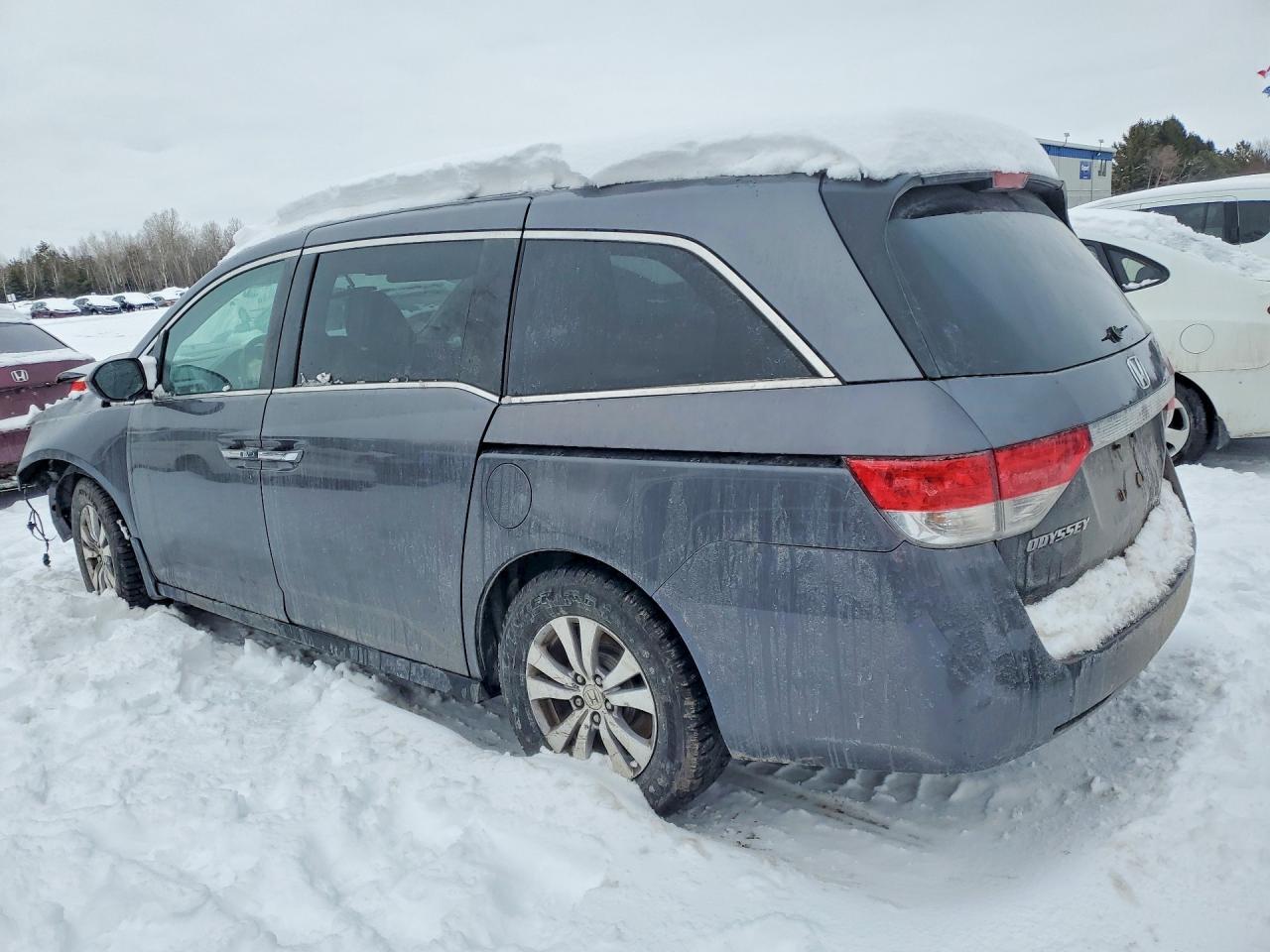 2016 Honda Odyssey Ex - Image 2