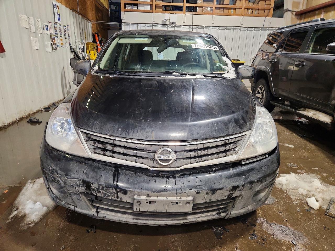 2011 Nissan Versa S - Фото 5