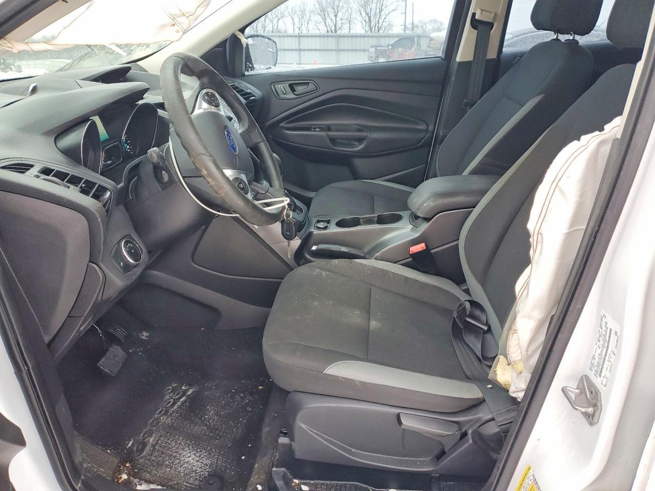 2016 Ford Escape S - Фото 7