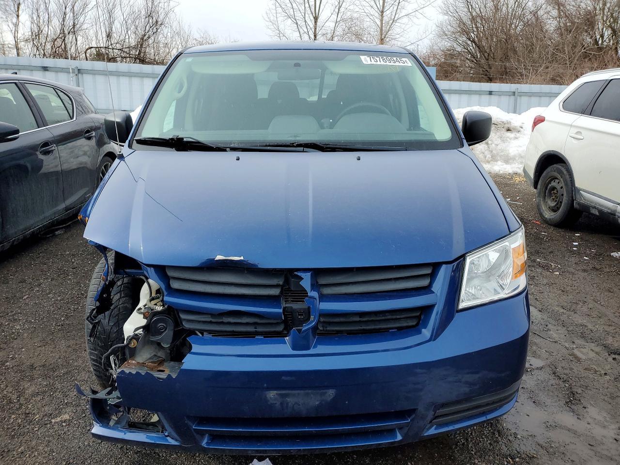 2010 Dodge Grand Caravan Se - Image 5