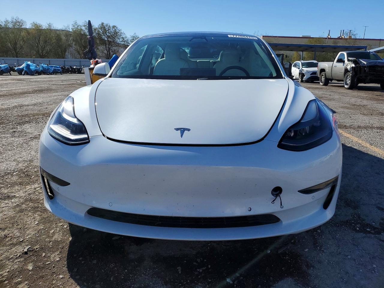2022 Tesla Model 3 - Image 5