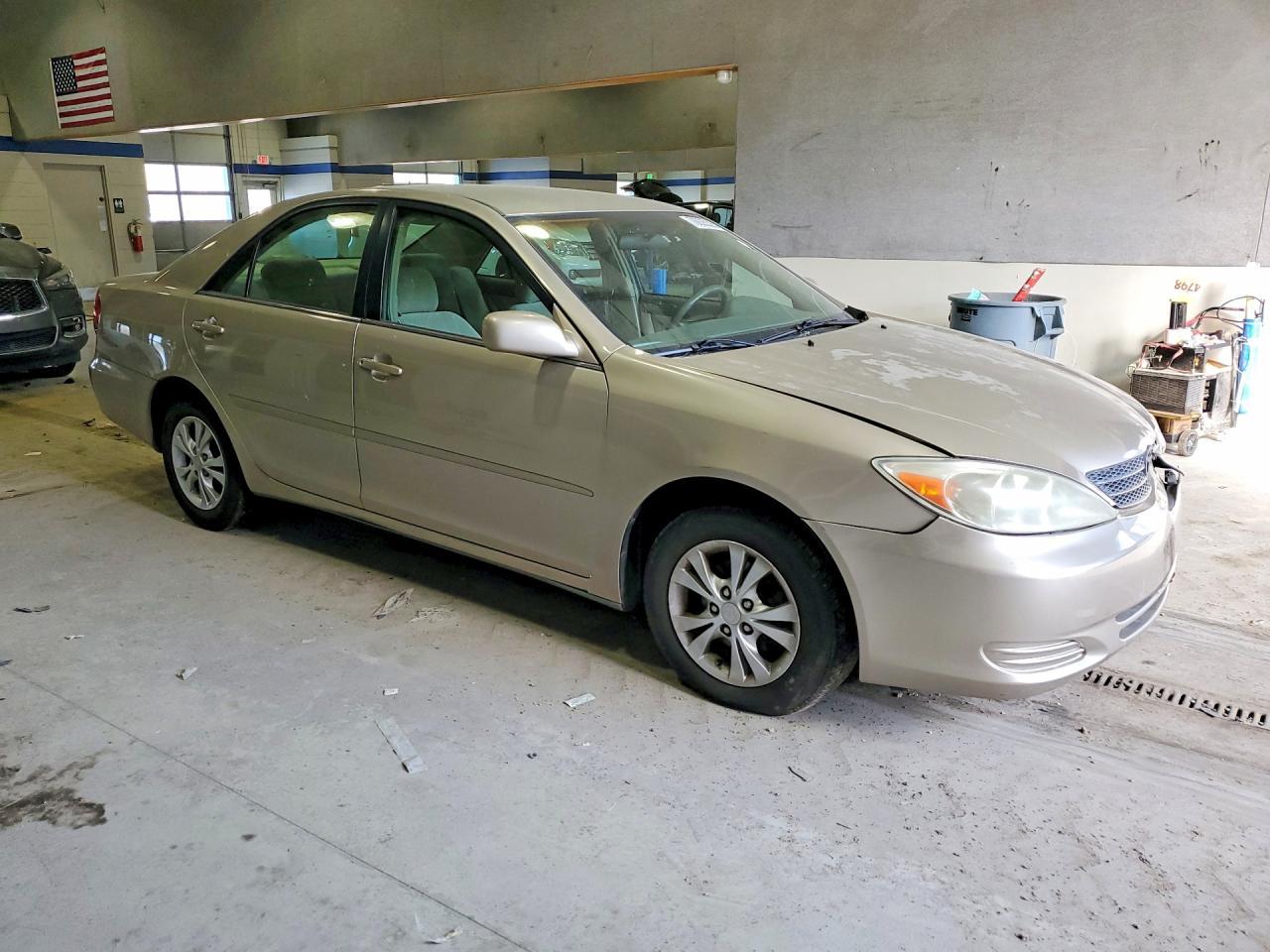 2004 Toyota Camry Le - Фото 4