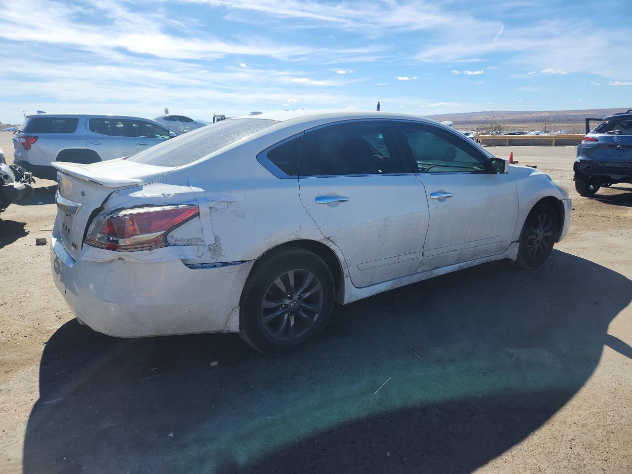2015 Nissan Altima 2.5 S - Image 3