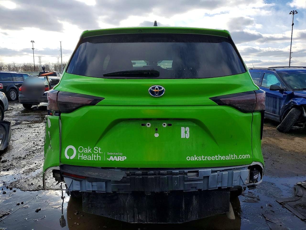 2024 Toyota Sienna Le - Фото 6