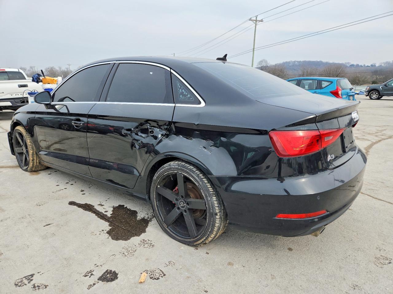 2016 Audi A3 Premium Plus - Фото 2