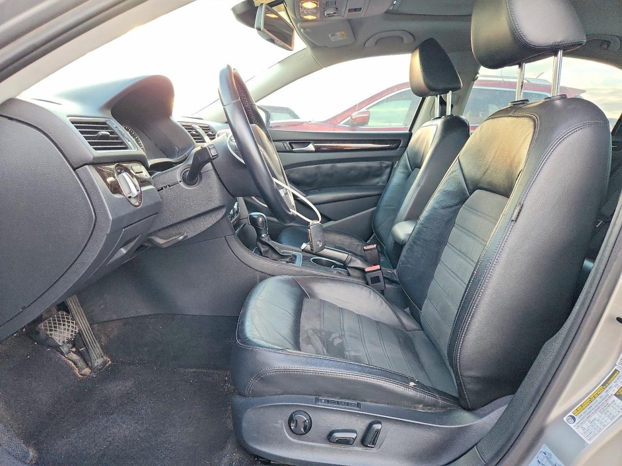 2014 Volkswagen Passat Sel - Фото 7