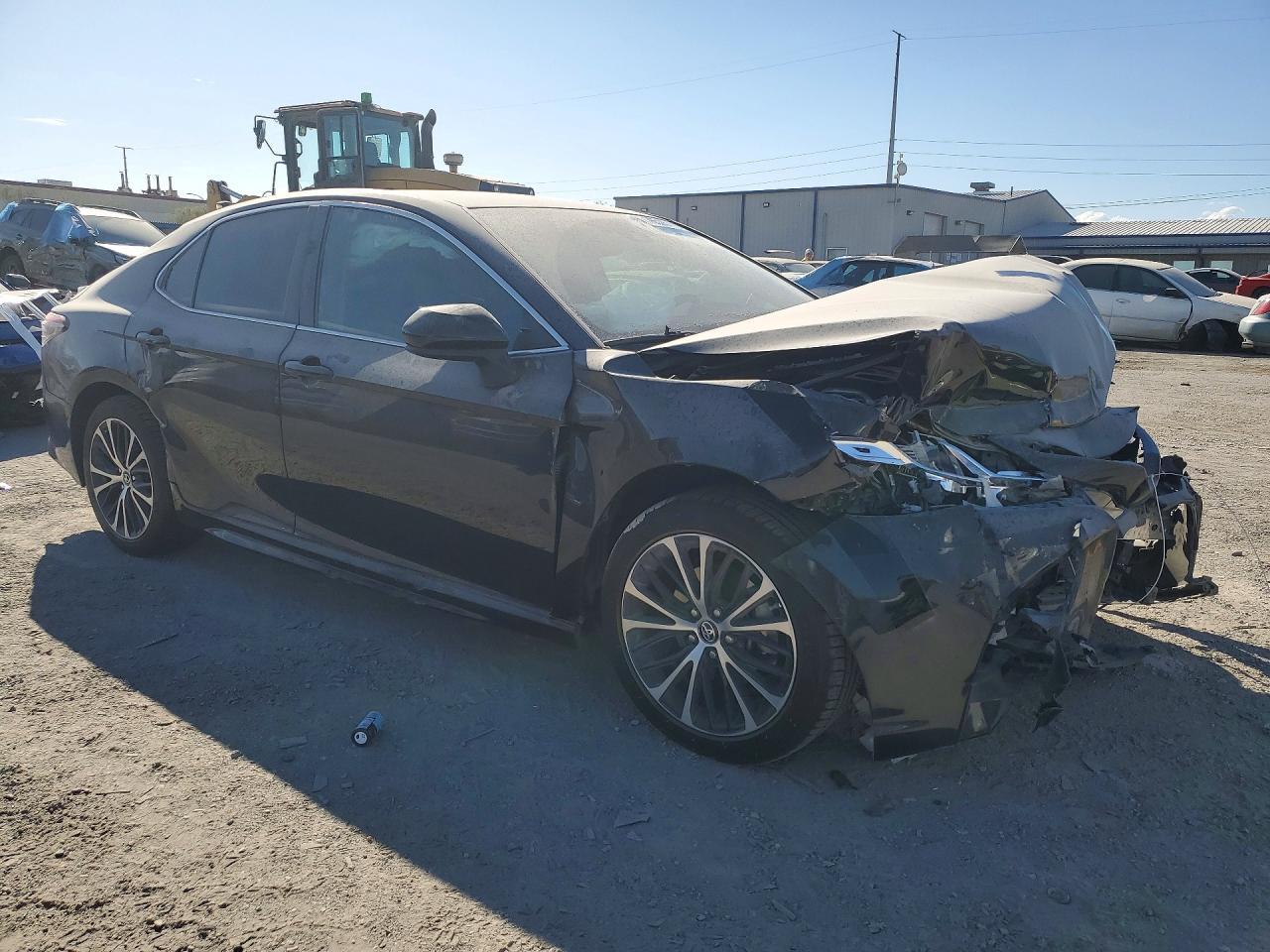 2019 Toyota Camry L - Image 4