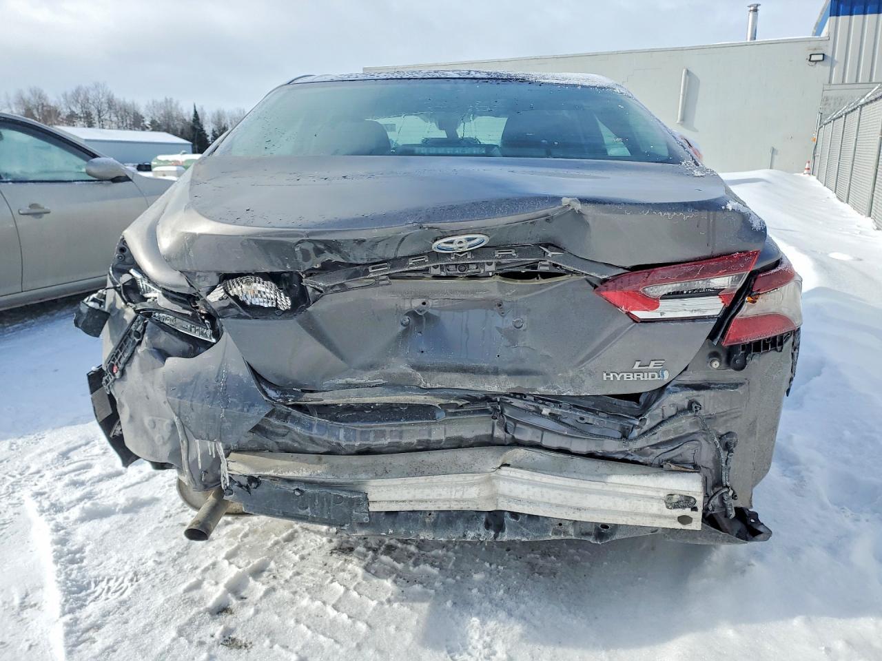 2023 Toyota Camry Le - Фото 6