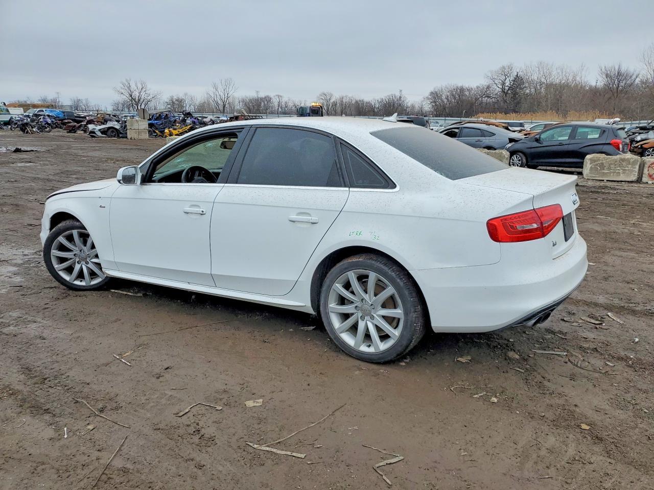 2014 Audi A4 Premium - Image 2