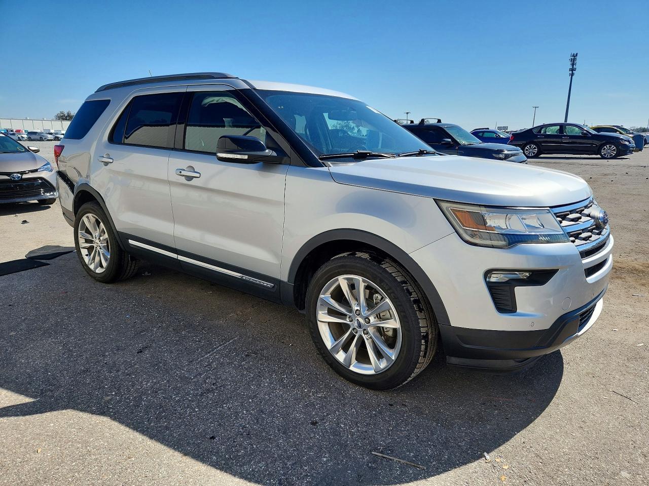 2018 Ford Explorer Xlt - Image 4