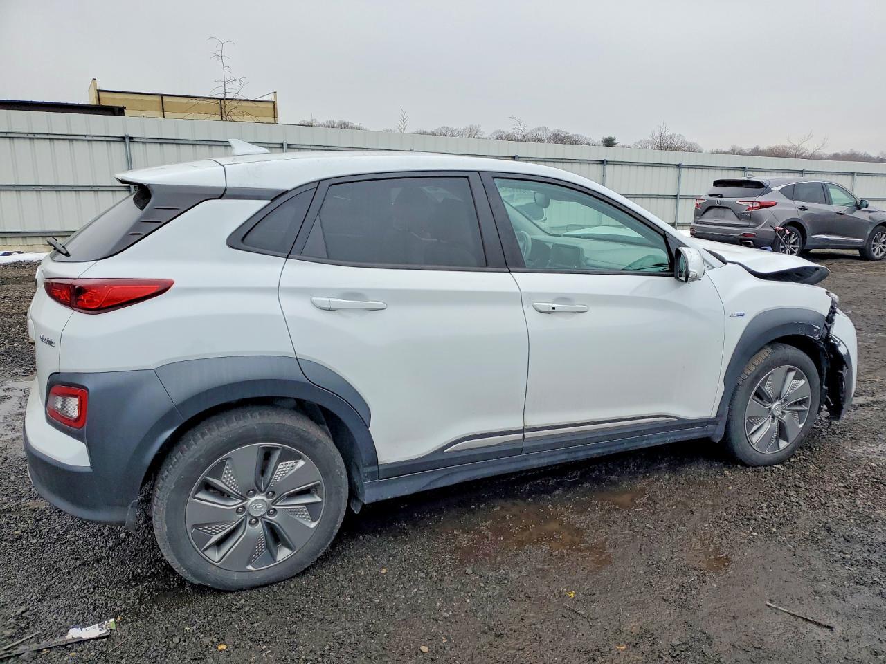 2020 Hyundai Kona Electric Limited - Image 3