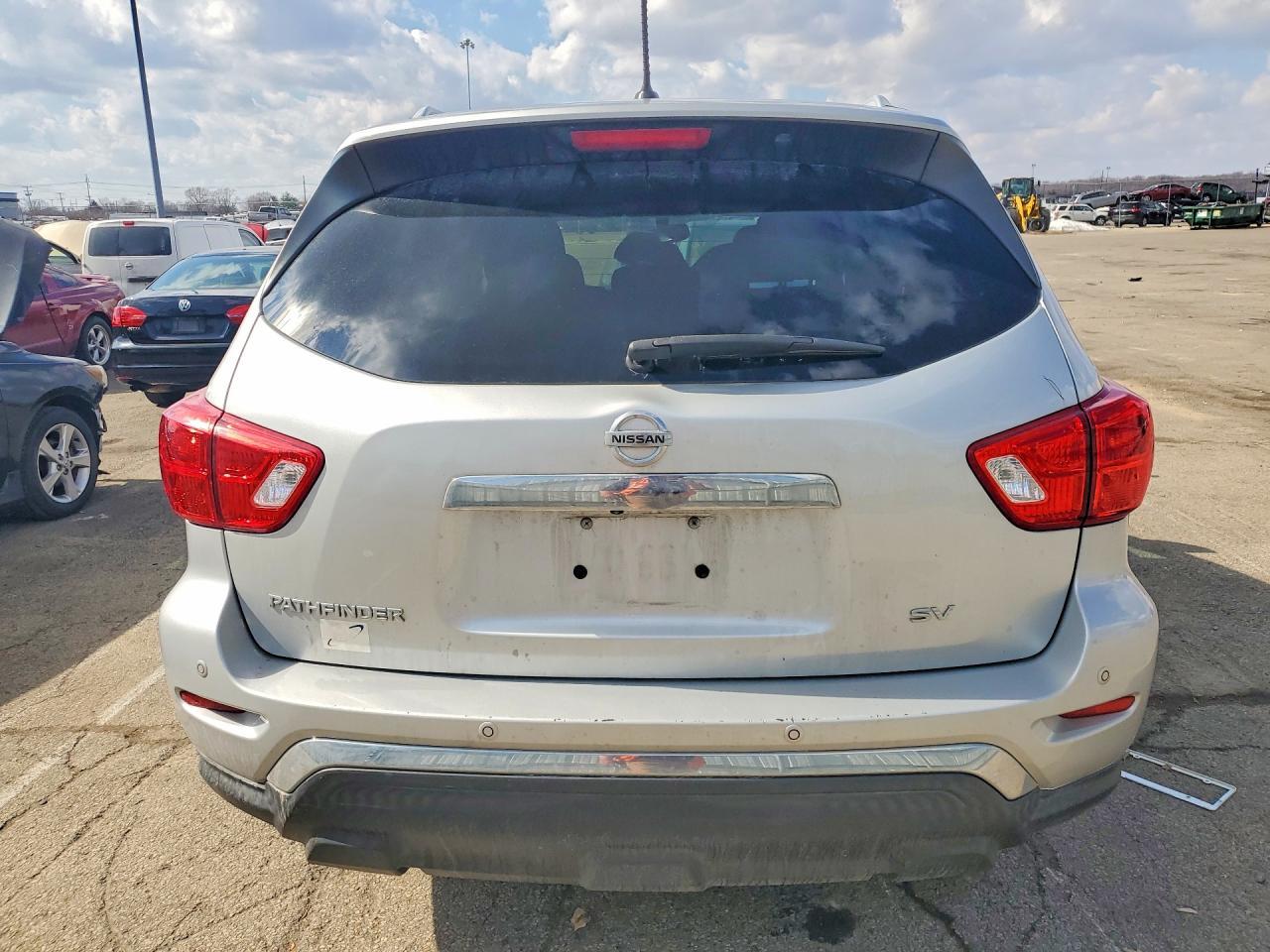 2018 Nissan Pathfinder Sv - Фото 6