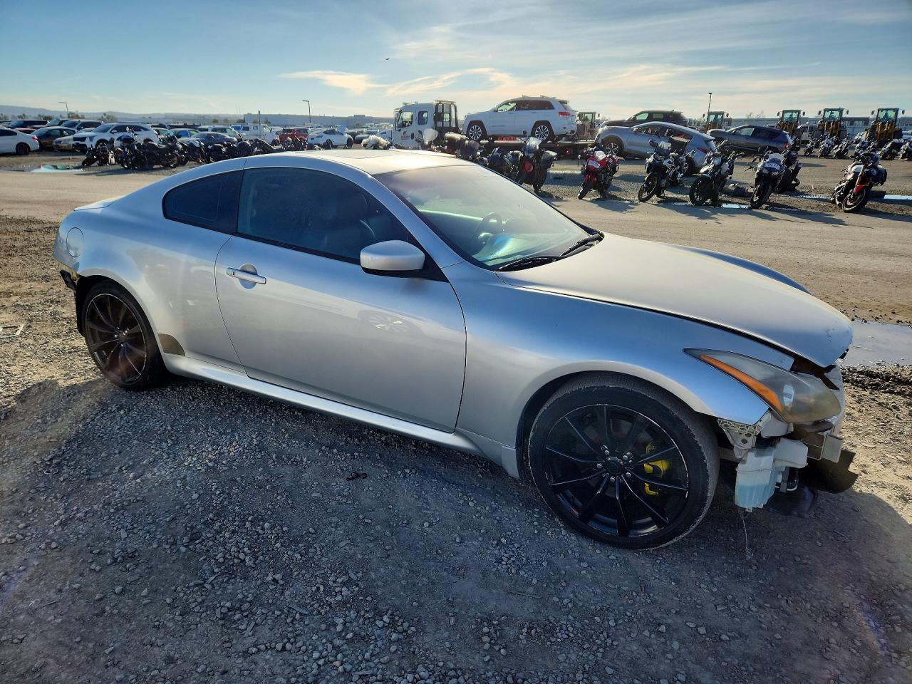 2011 Infiniti G37 Base - Image 4