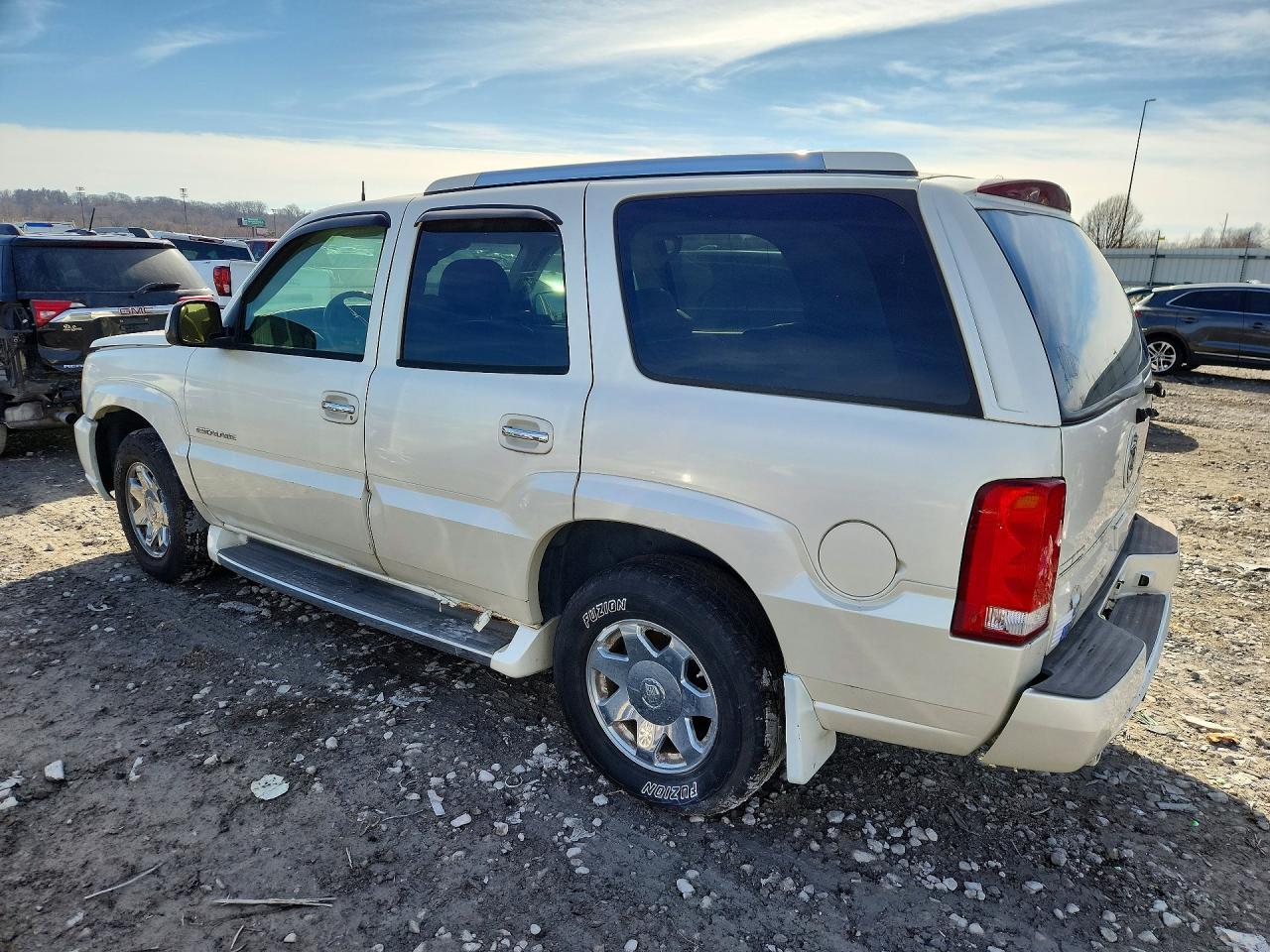 2004 Cadillac Escalade - Фото 2