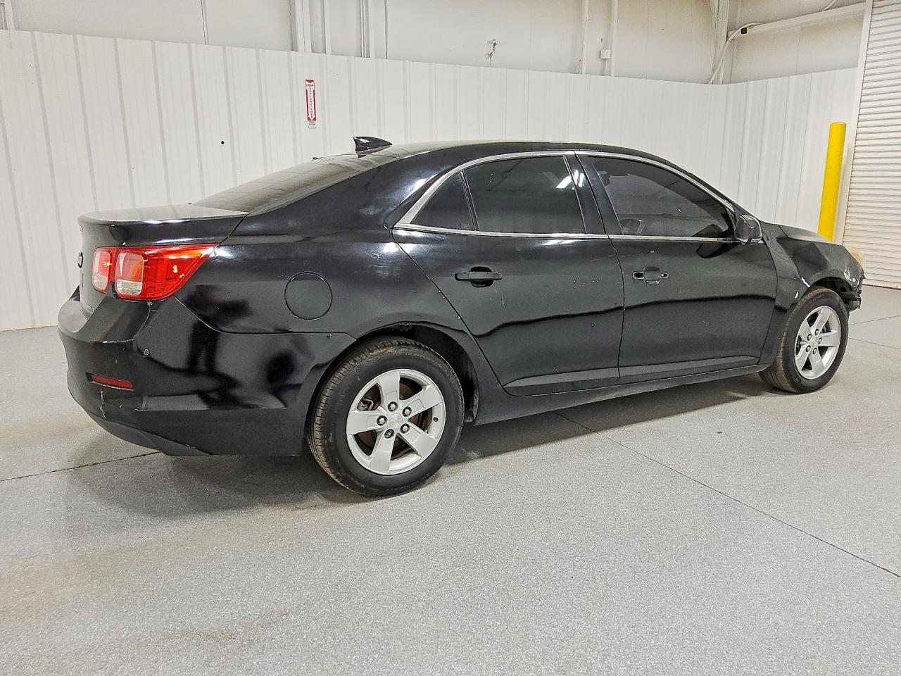 2016 Chevrolet Malibu Limited Lt - Image 3