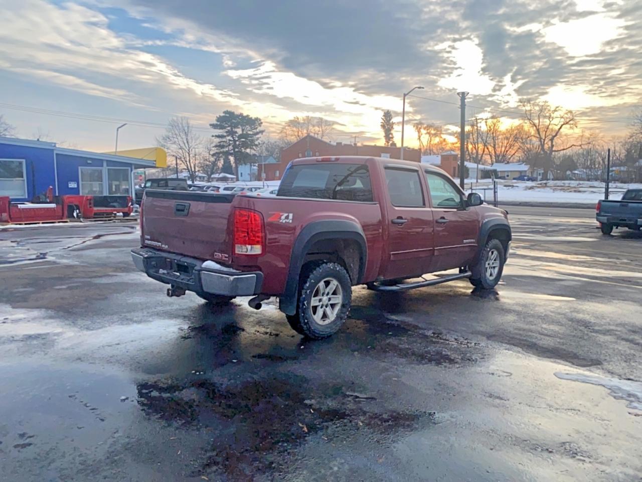 2008 GMC Sierra K1500 - Image 4