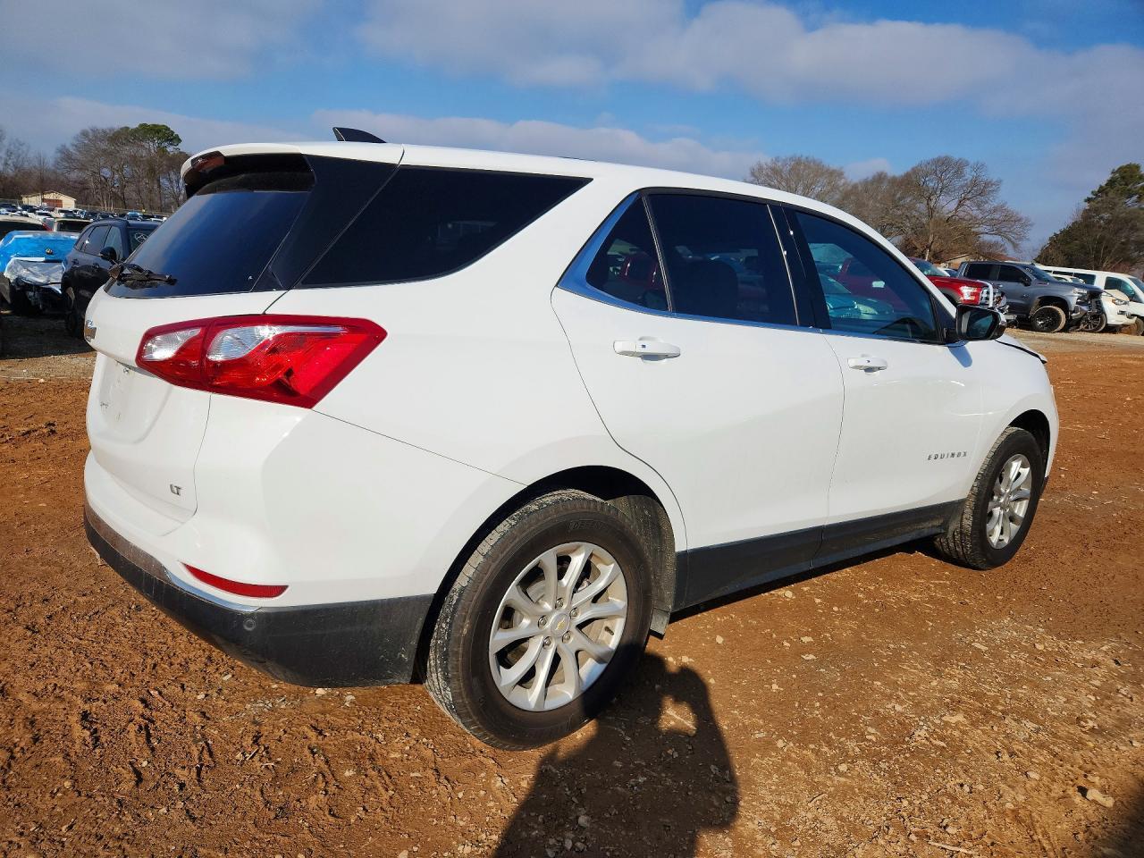 2018 Chevrolet Equinox Lt - Image 3