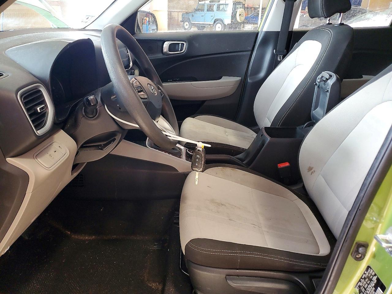 2020 Hyundai Venue Sel - Image 7