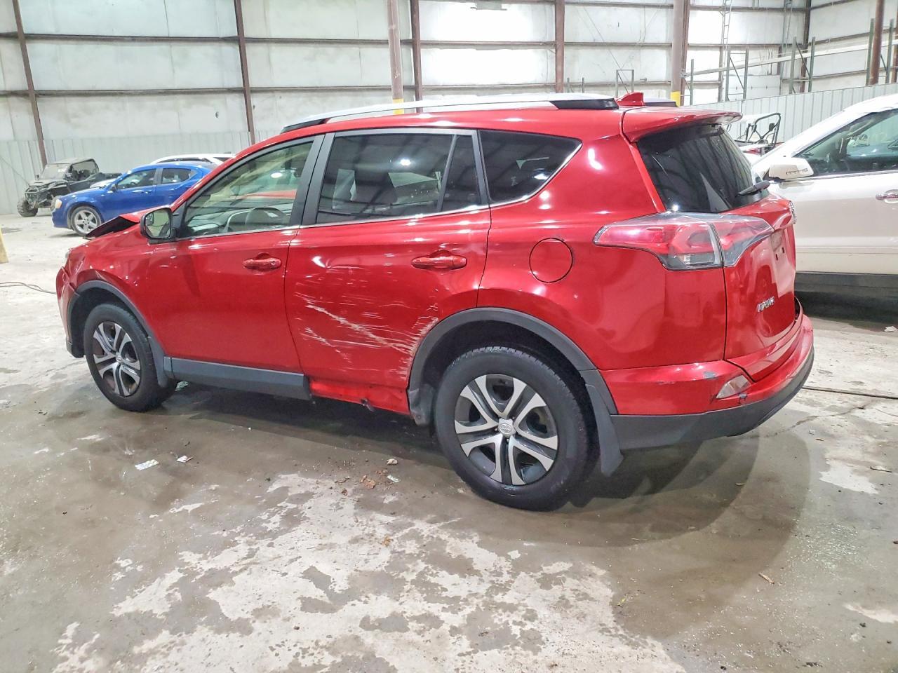 2017 Toyota Rav4 Le - Фото 2