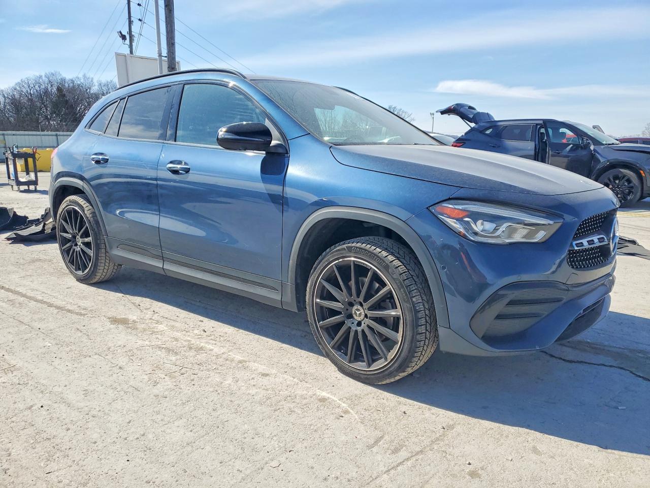 2022 Mercedes Benz Gla 250 - Image 4