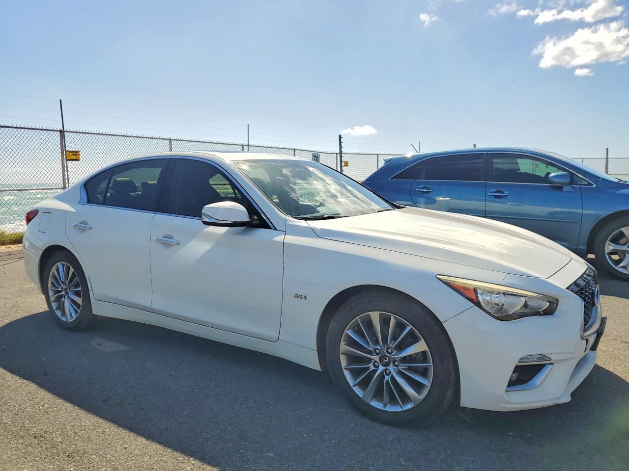 2018 Infiniti Q50 Luxe - Фото 4