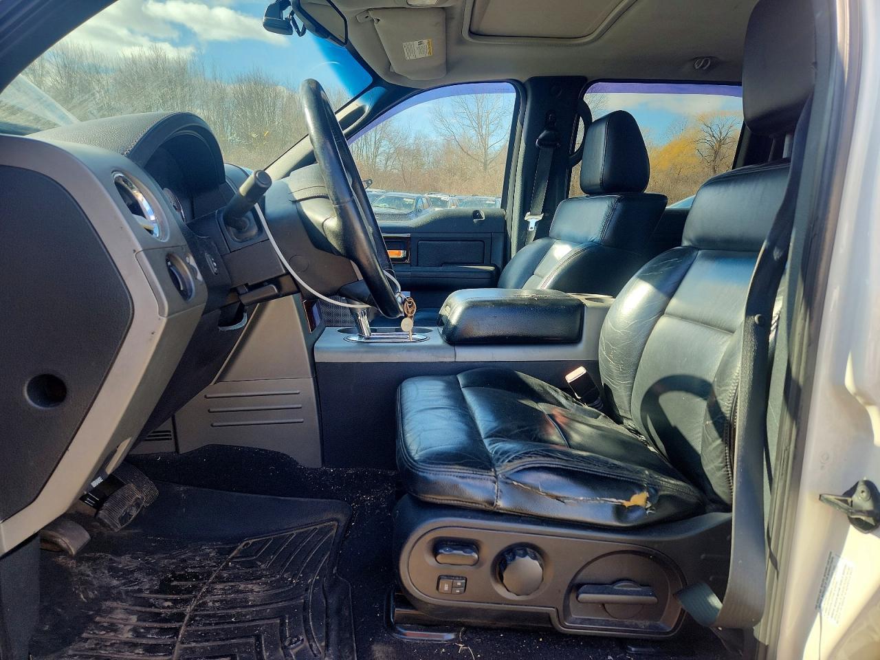 2007 Ford F150 Supercrew - Image 7