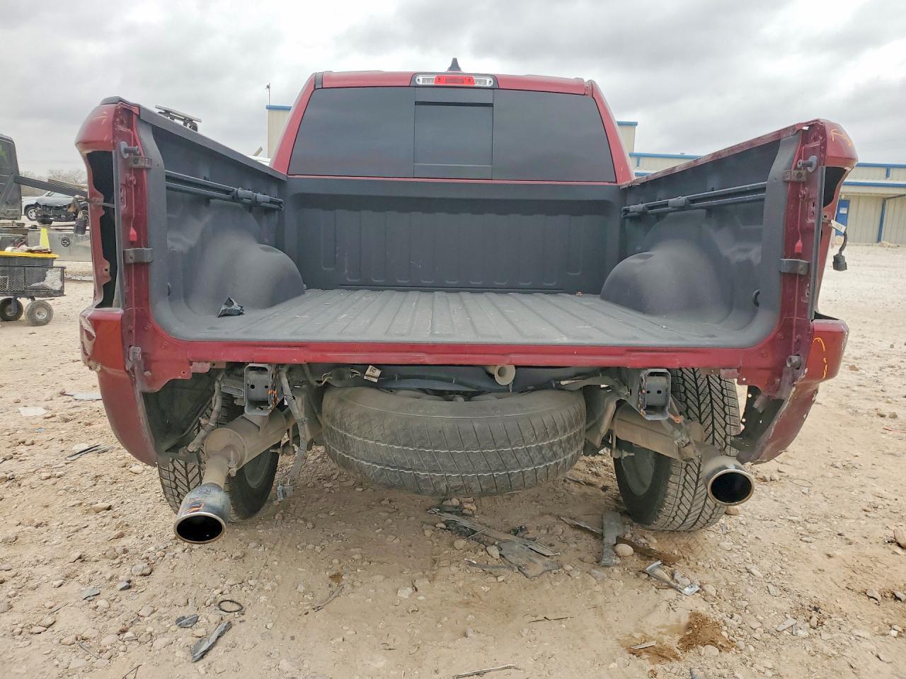 2020 Ram 1500 Laramie - Image 6