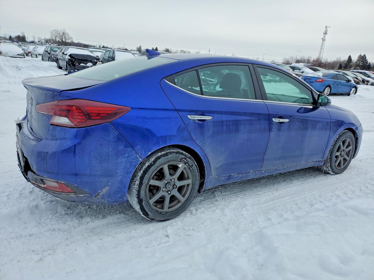 2019 Hyundai Elantra Sel - Image 3