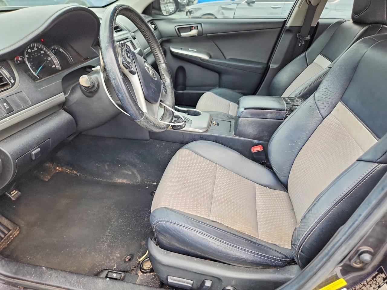 2013 Toyota Camry Se - Image 7