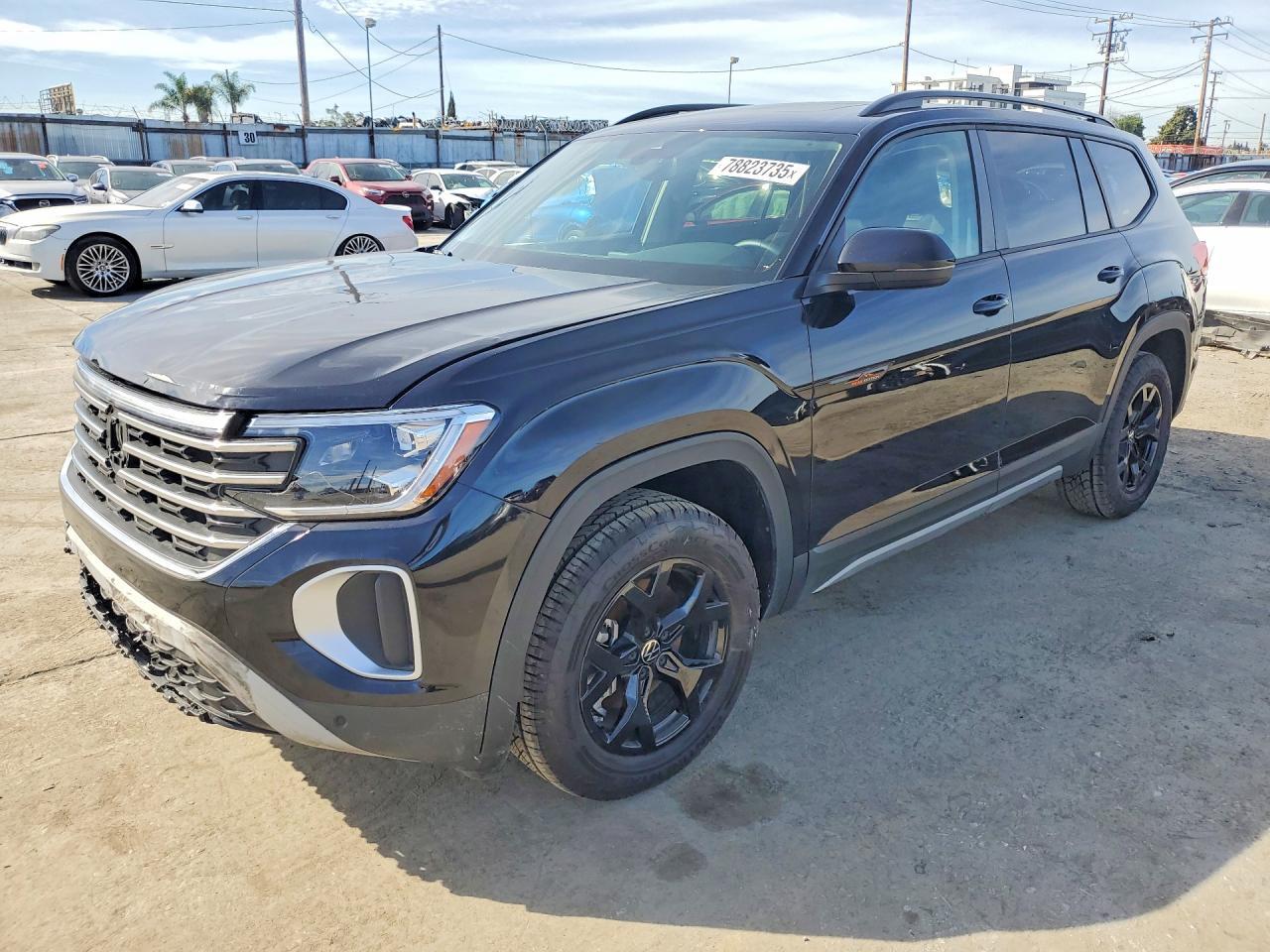 2025 Volkswagen Atlas Peak Edition Se