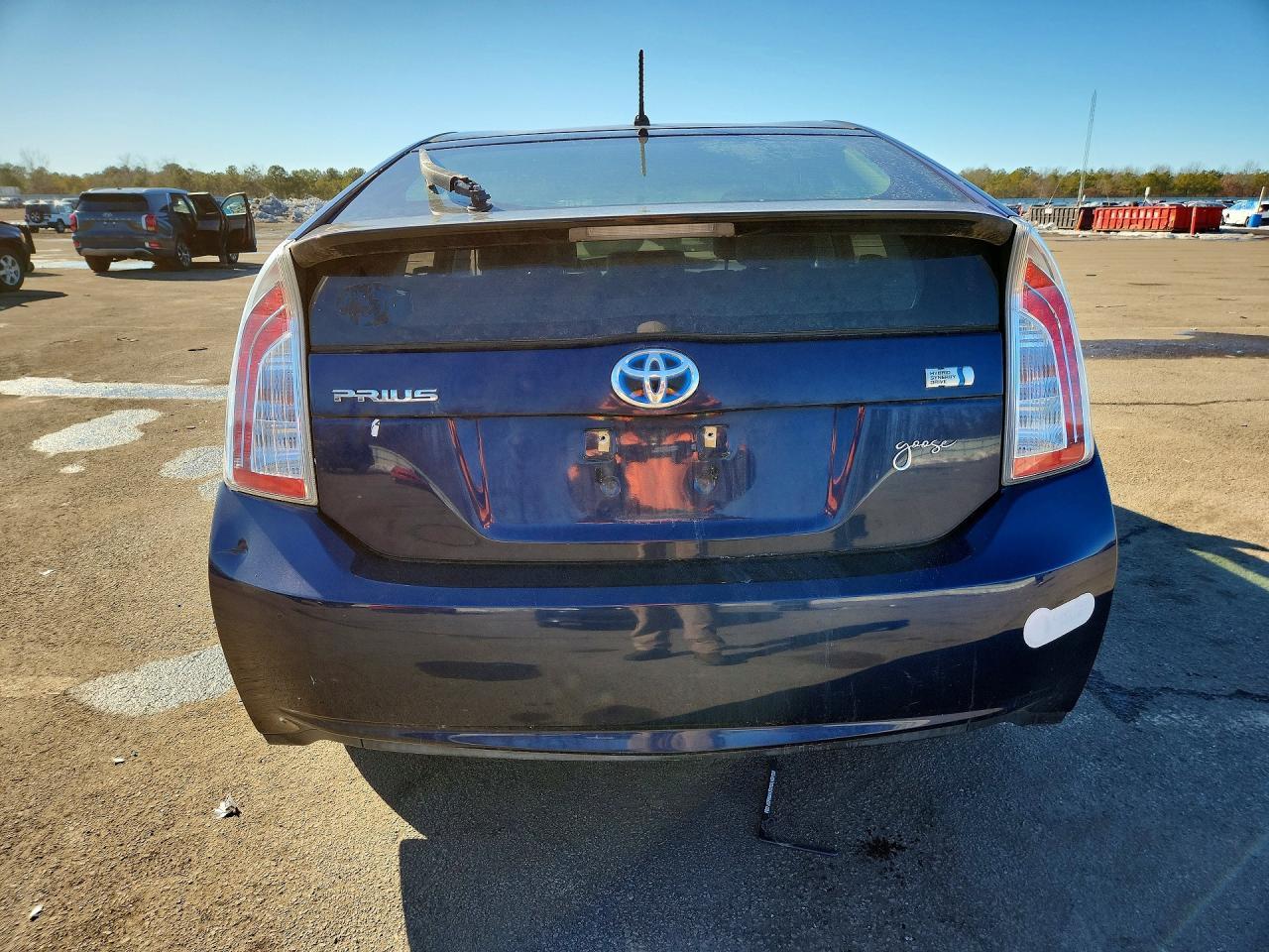 2014 Toyota Prius - Image 6