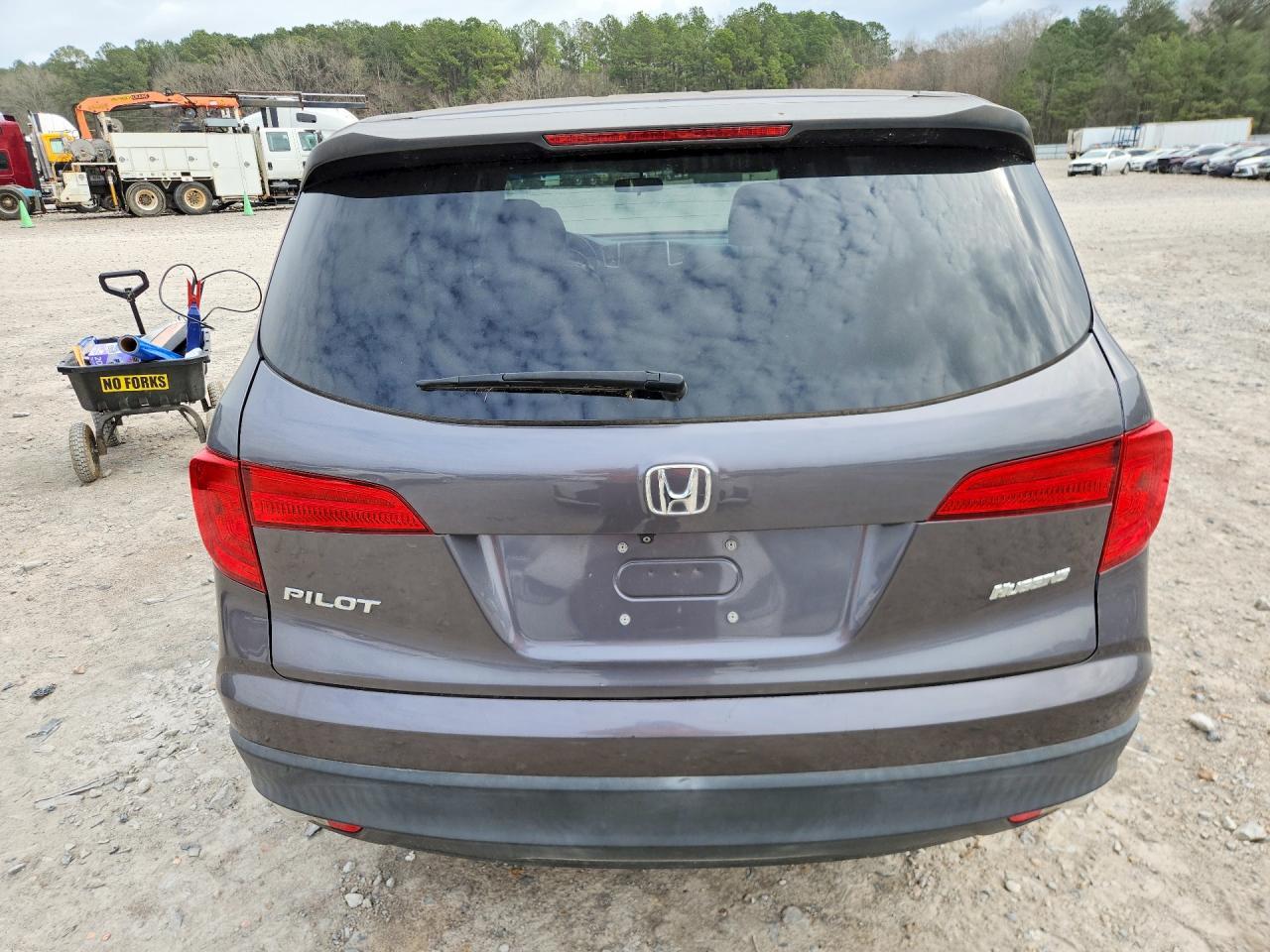 2018 Honda Pilot Lx - Image 6