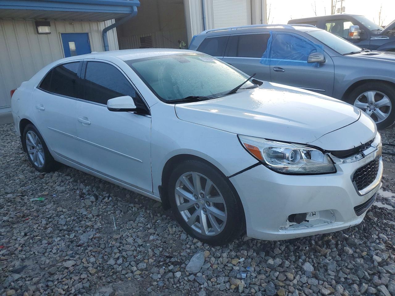 2015 Chevrolet Malibu 2Lt - Фото 4