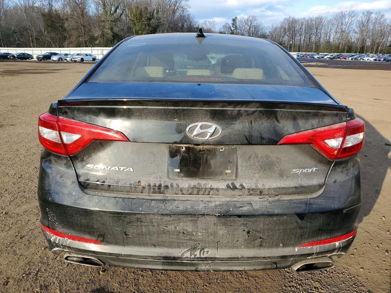 2017 Hyundai Sonata Sport - Image 6