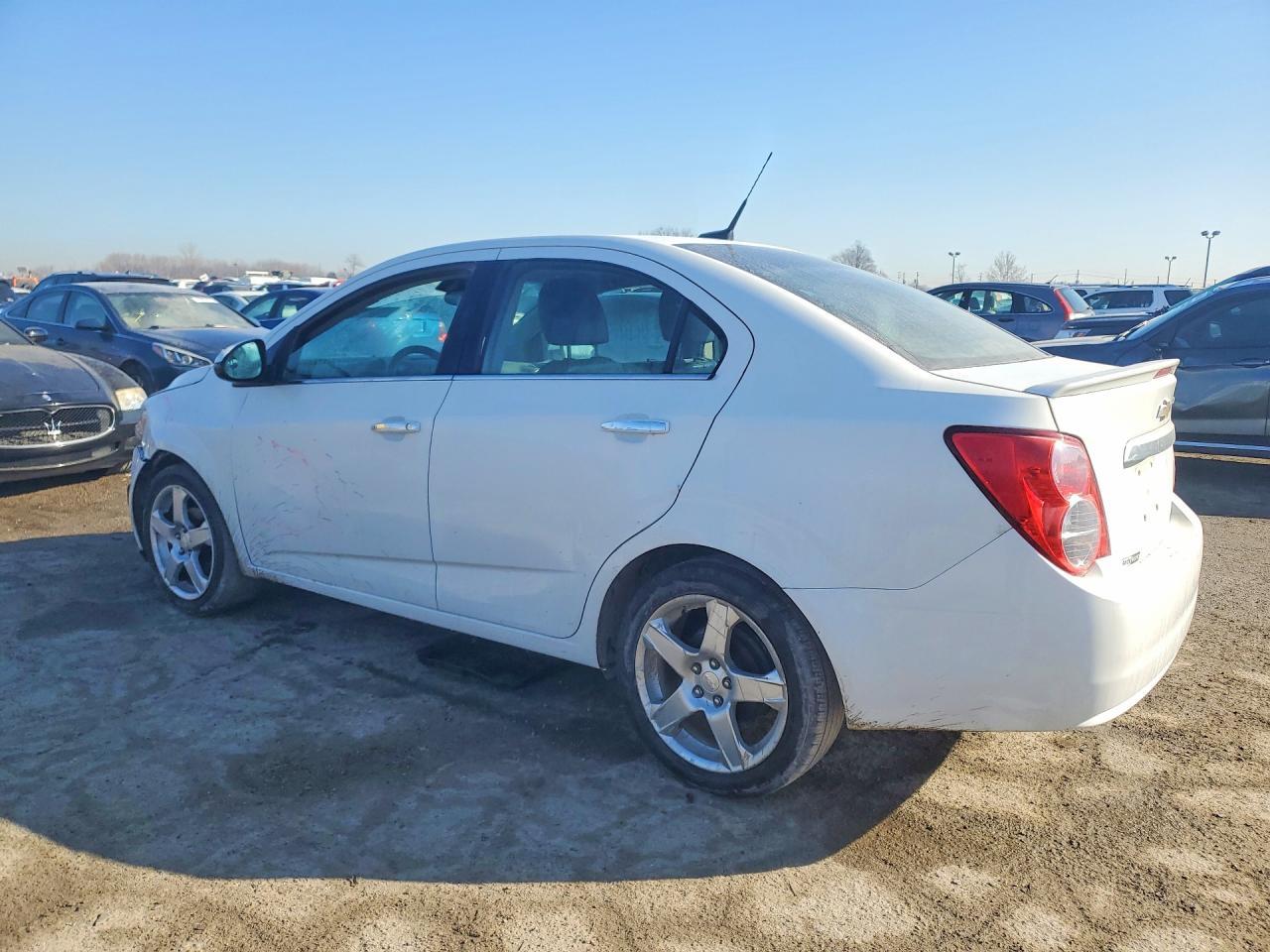 2013 Chevrolet Sonic Ltz - Image 2