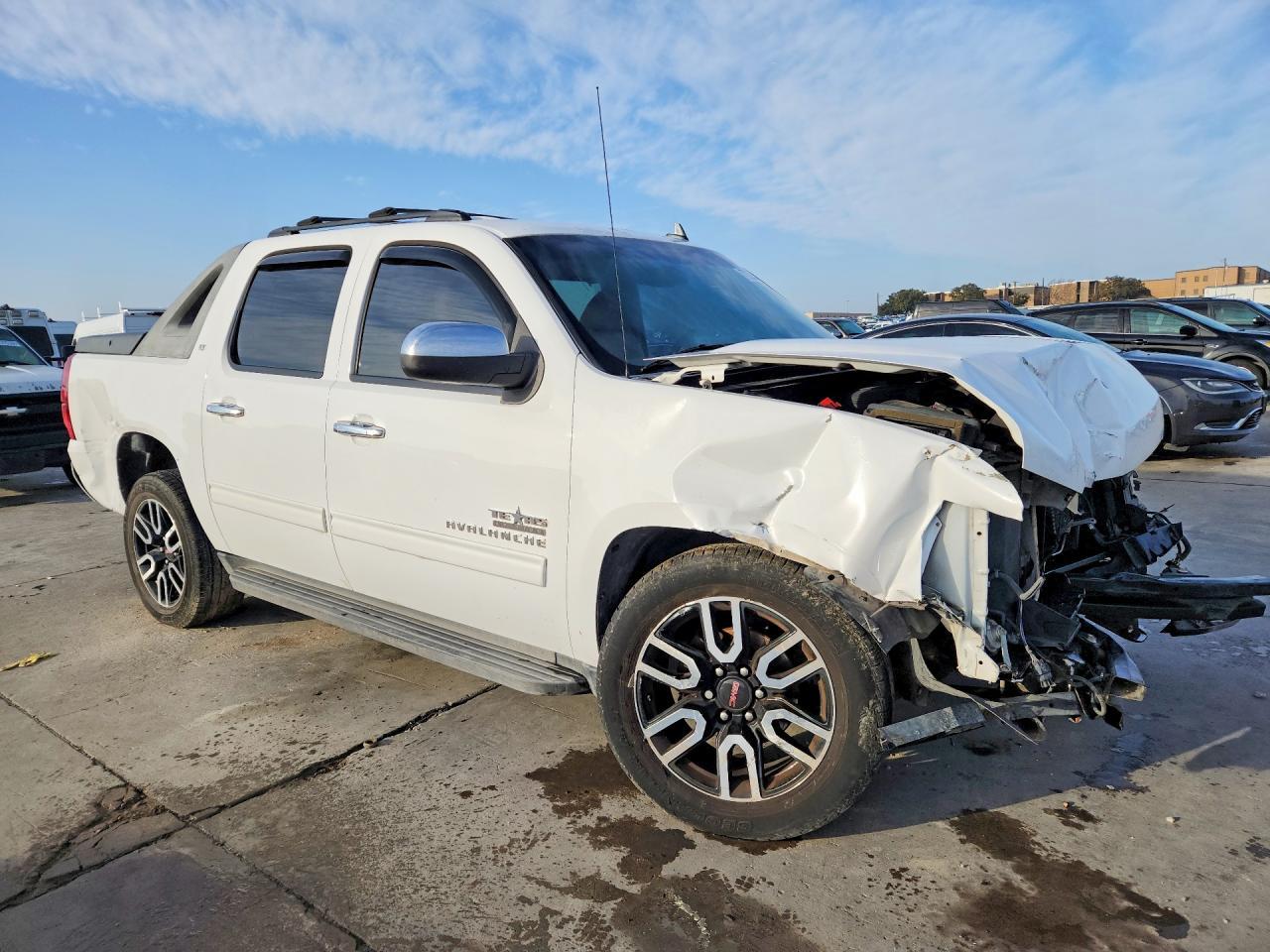2012 Chevrolet Avalanche Lt - Image 4