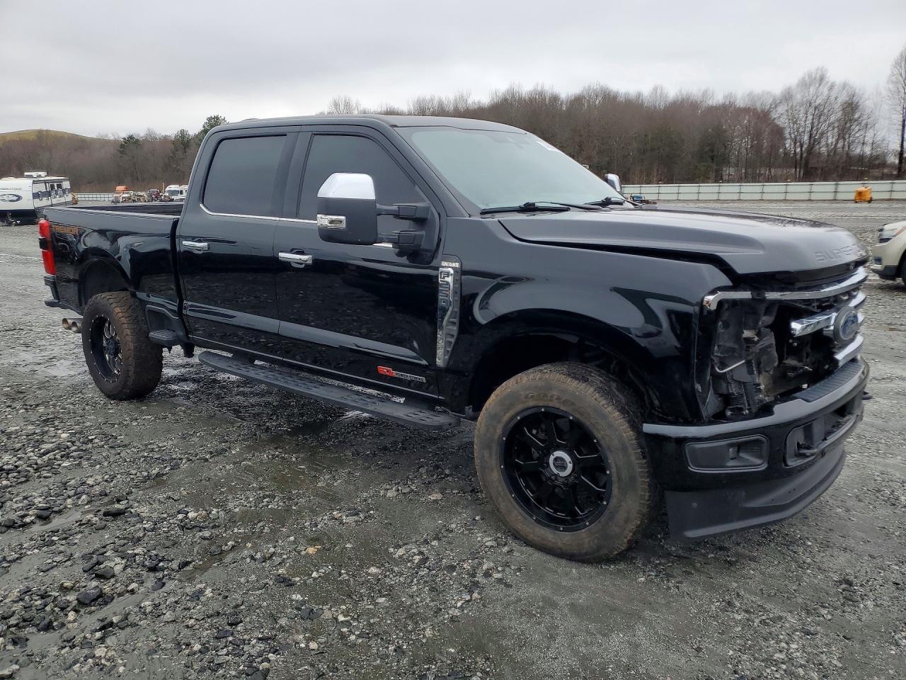 2024 Ford F250 Super Duty - Фото 4