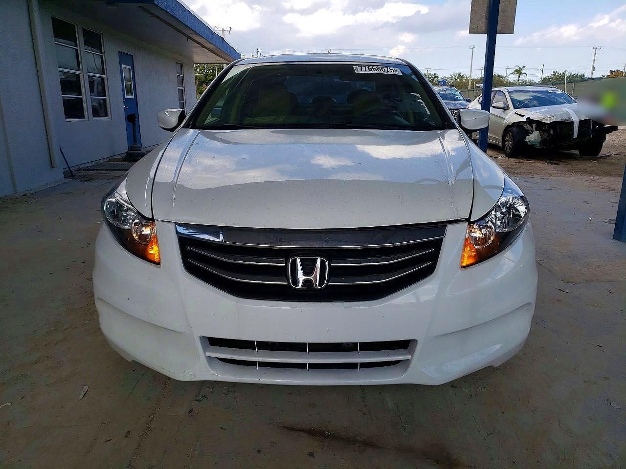 2011 Honda Accord Lx - Фото 5