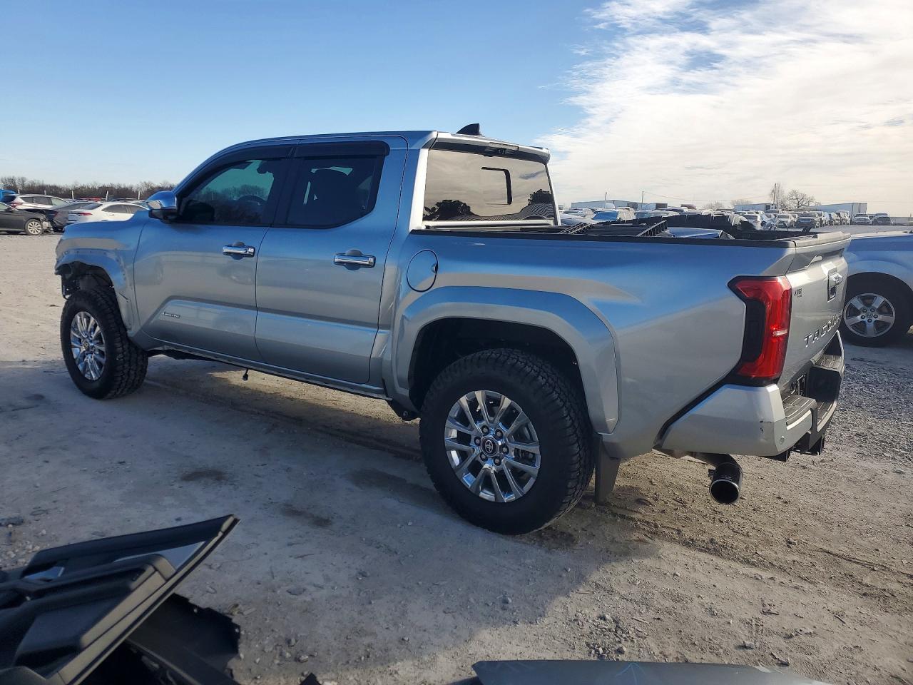 2025 Toyota Tacoma Double Cab - Фото 2