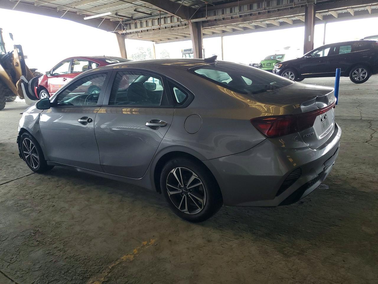 2023 Kia Forte Lx - Фото 2