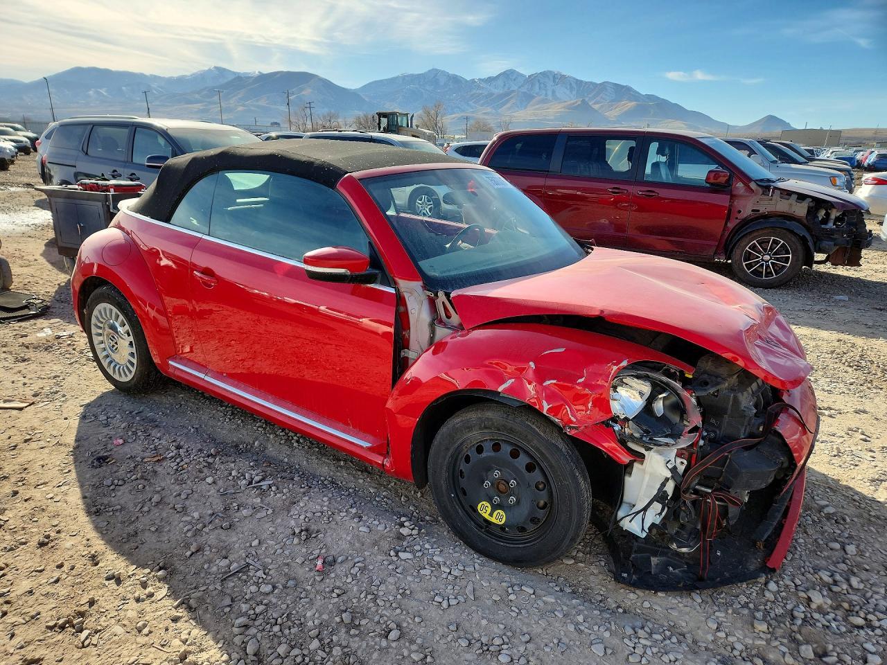 2015 Volkswagen Beetle 1.8T - Image 4