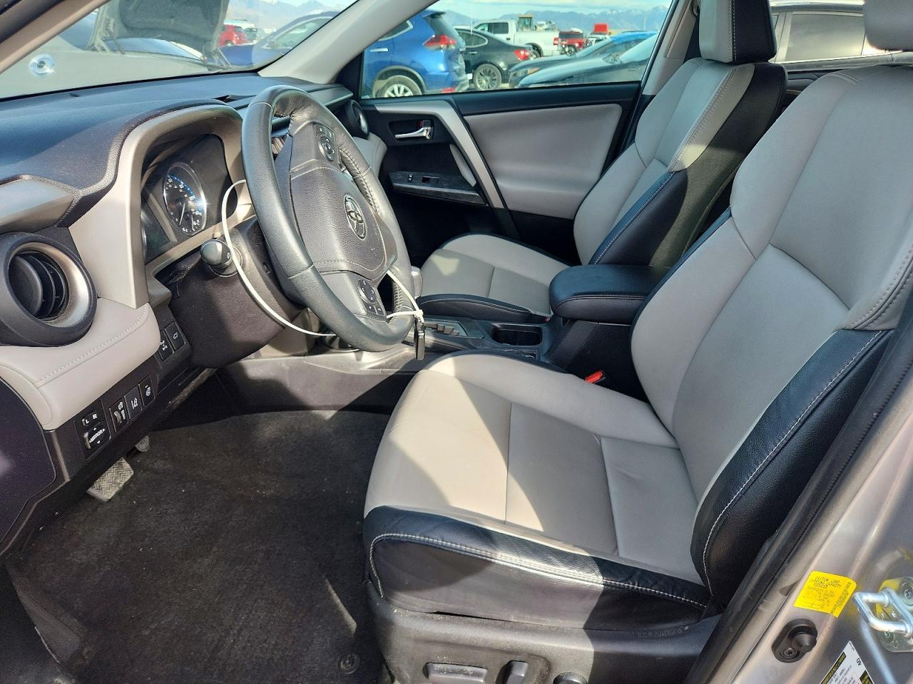2017 Toyota Rav4 Platinum - Фото 7