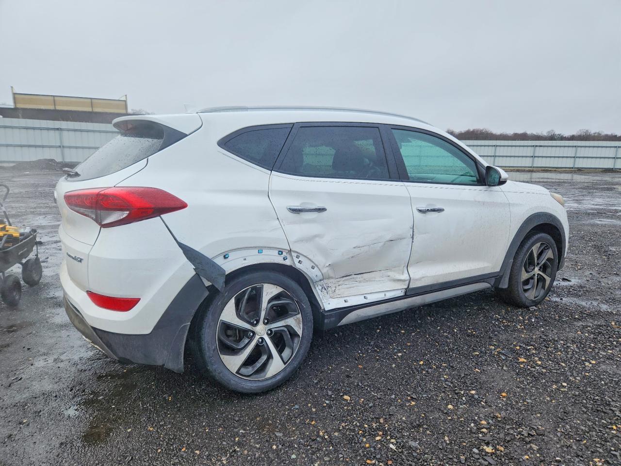 2017 Hyundai Tucson Limited - Image 3