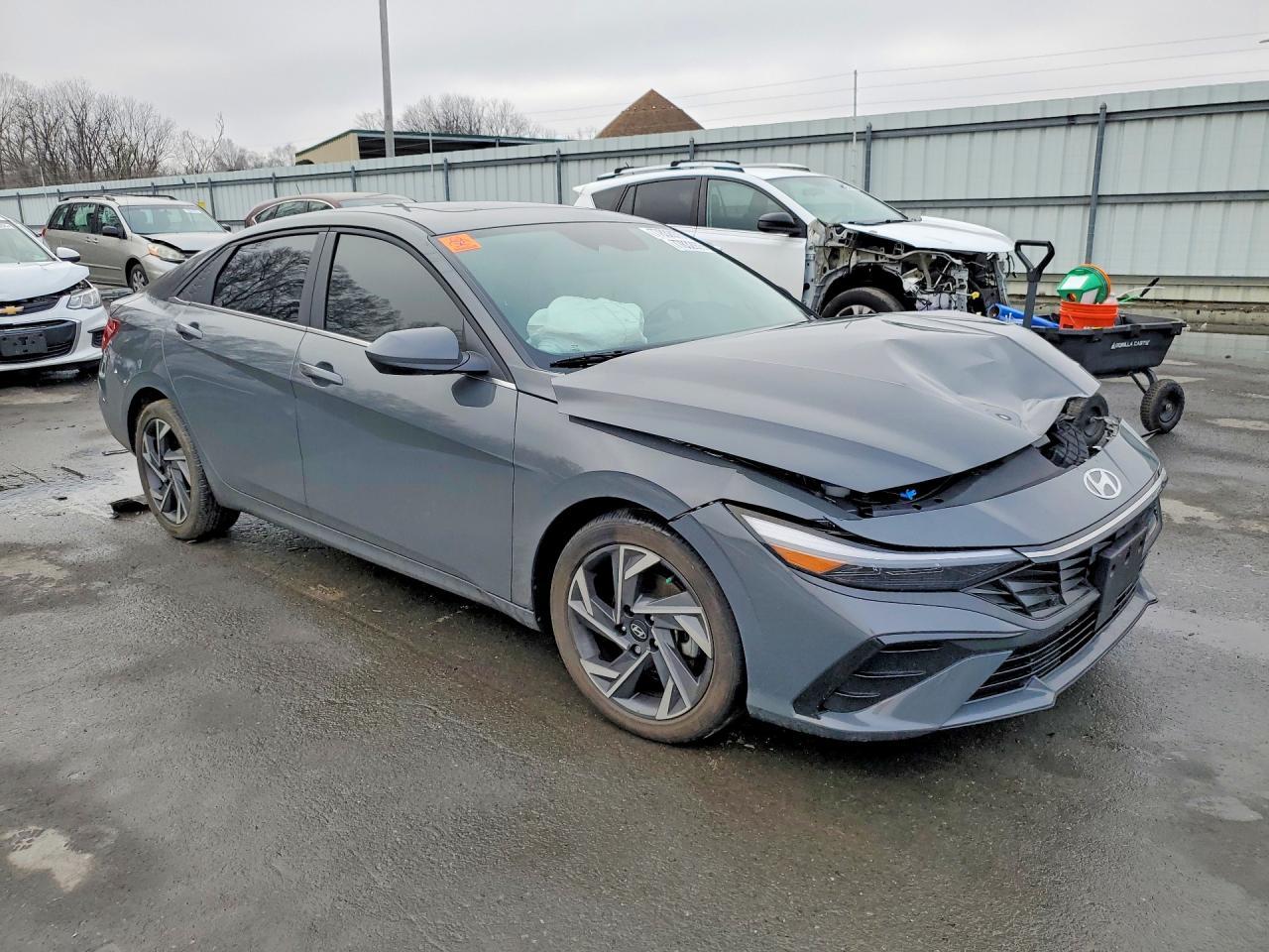 2024 Hyundai Elantra Sel - Фото 4