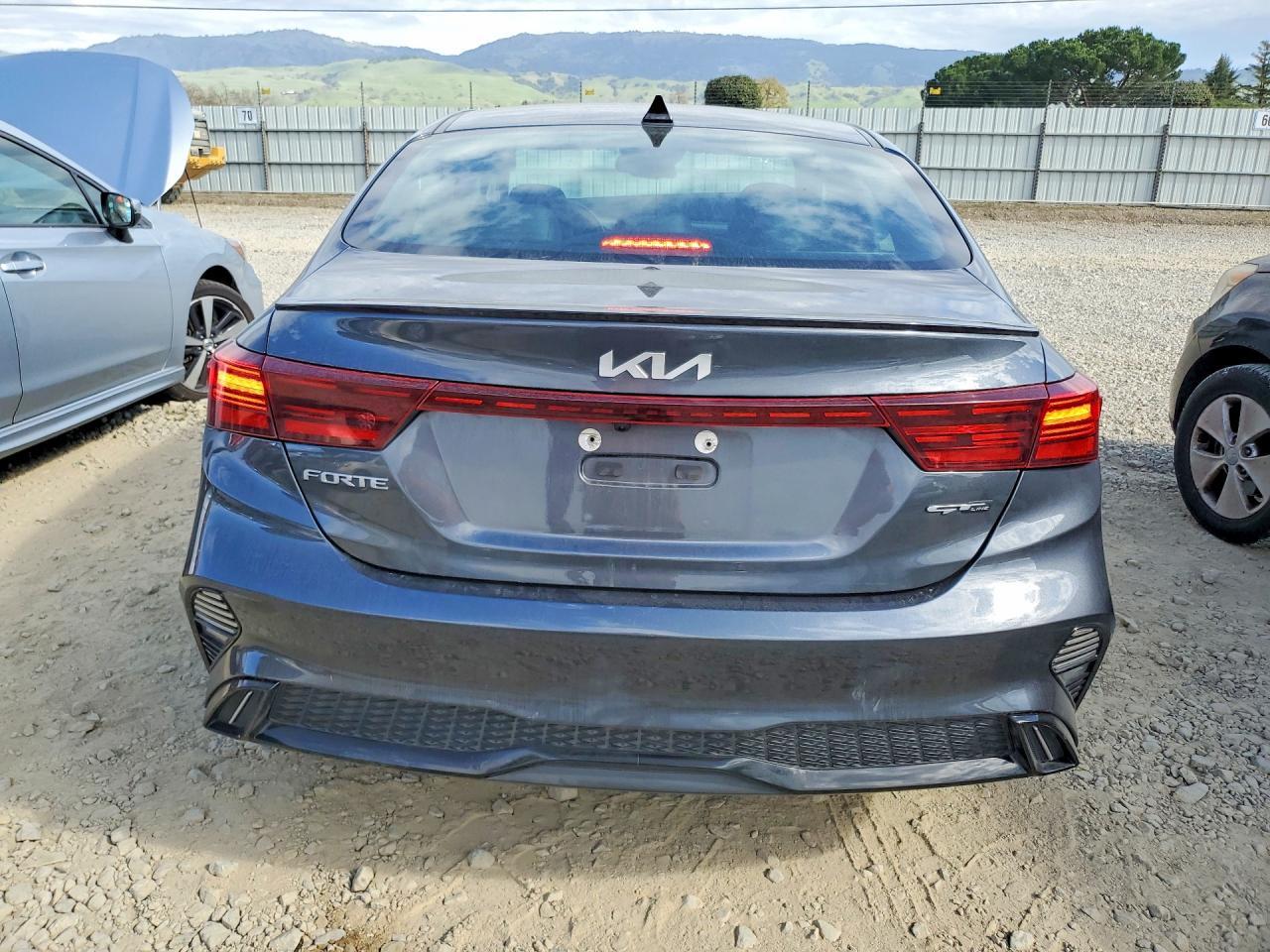 2024 Kia Forte Gt Line - Фото 6