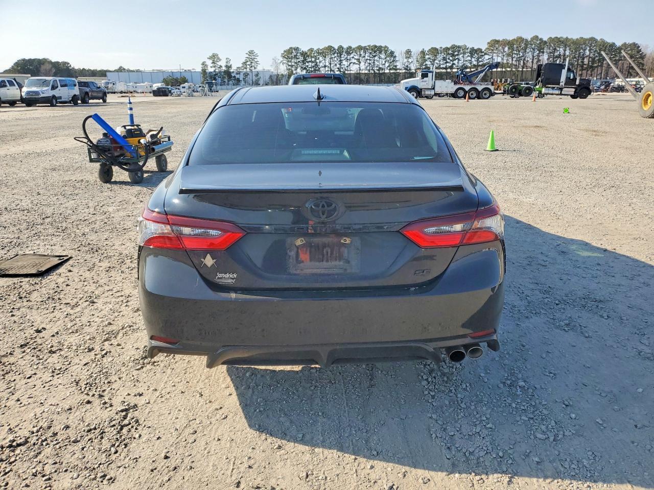 2021 Toyota Camry Se - Image 6